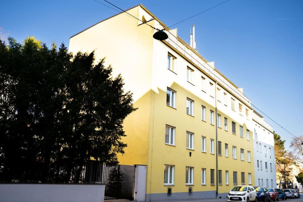 Appartement Comfortable 2br Apt With Parking, Wi-fi Near Center, Wein, Austria *