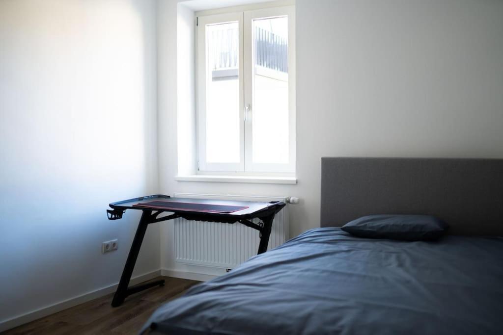 Appartement Comfortable 2br Apt With Parking, Wi-fi Near Center, Wein, Austria Wenen